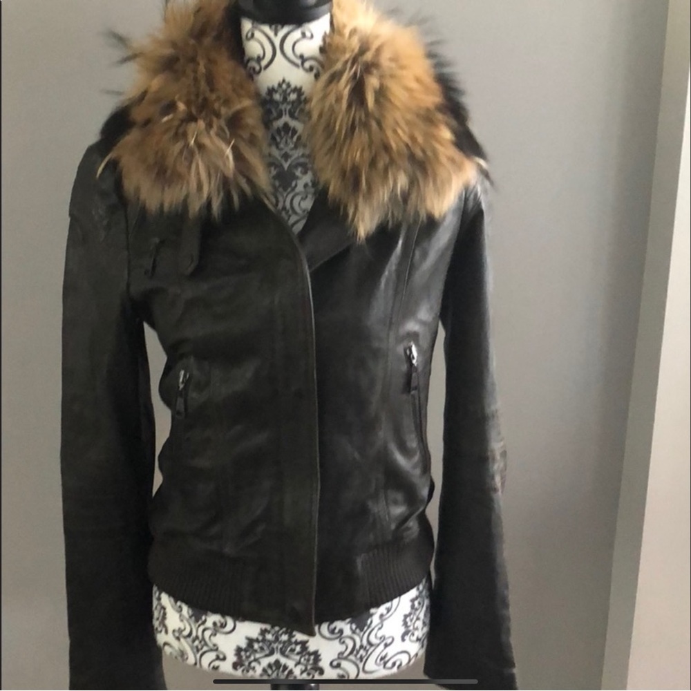 COPY - Brown leather bomber Jacket Collar trimmed with real rabbit! Gorgeous!!